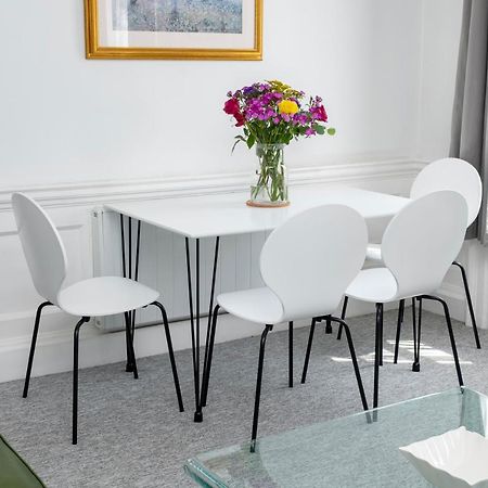 Super City Centre Apartment - Two Bedrooms, Perfect Location Bath Eksteriør bilde