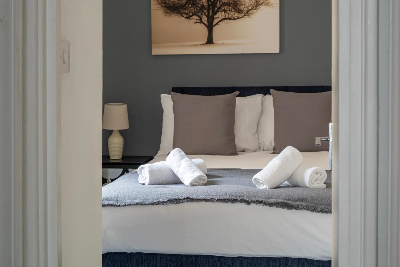 Super City Centre Apartment - Two Bedrooms, Perfect Location Bath Eksteriør bilde
